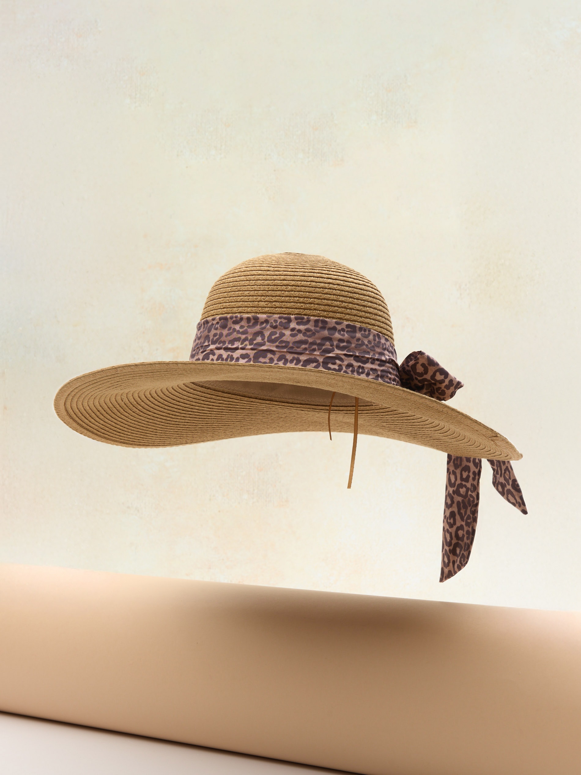 Sinsay - Καπέλο - μπεζ φωτογραφία