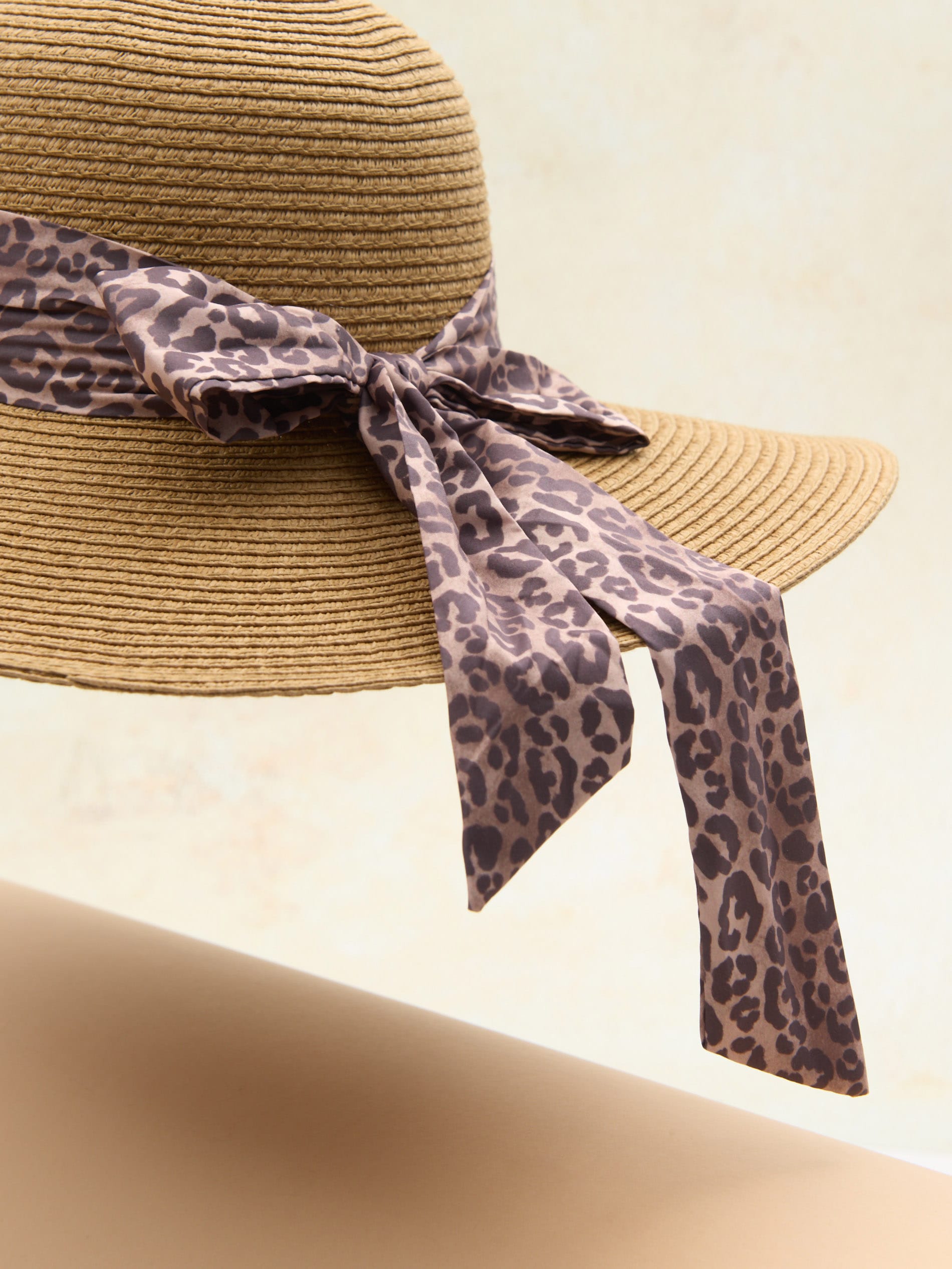 Sinsay - Καπέλο - μπεζ φωτογραφία