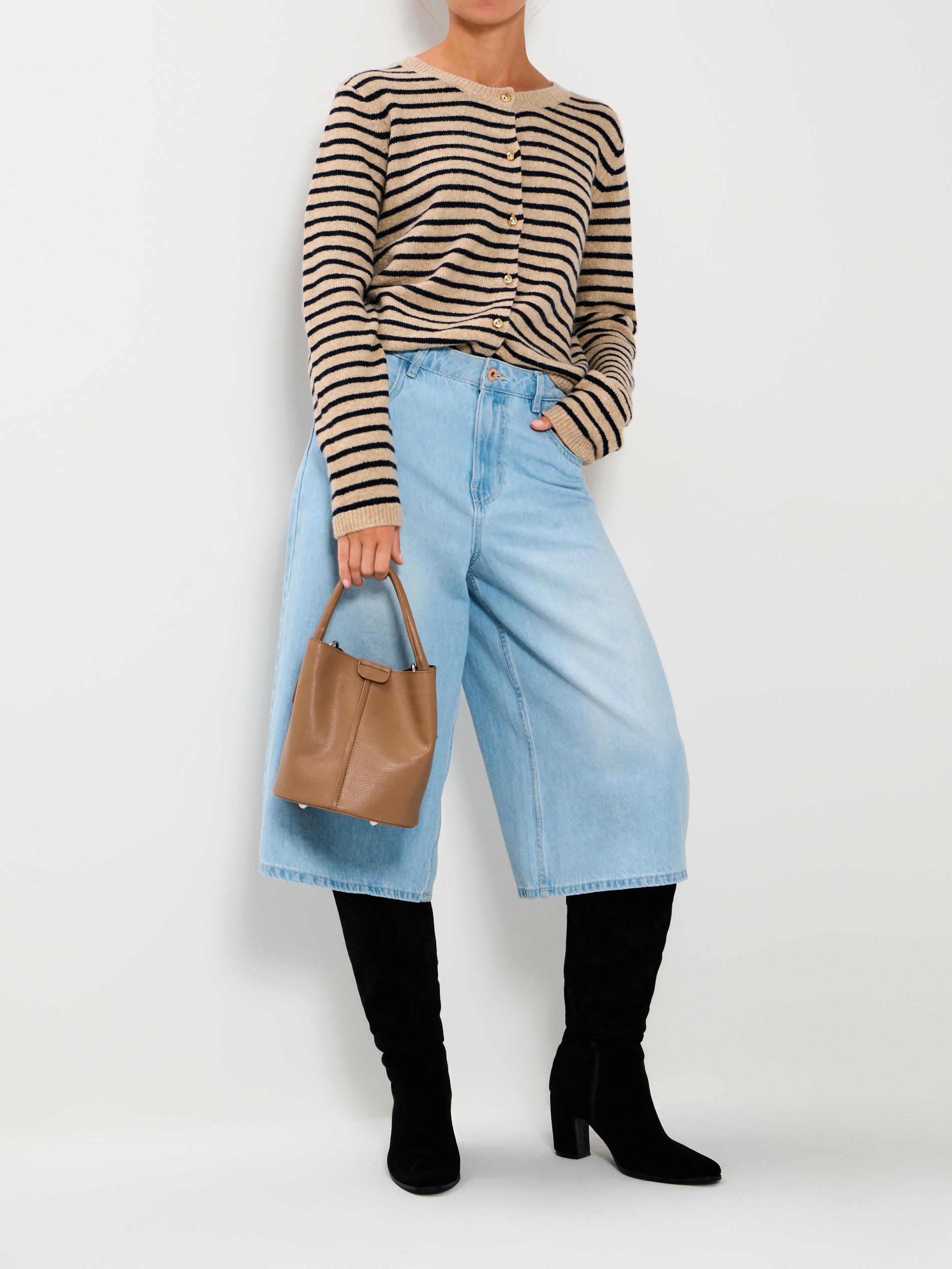 Sinsay - Rozpinany sweter w paski - beżowy