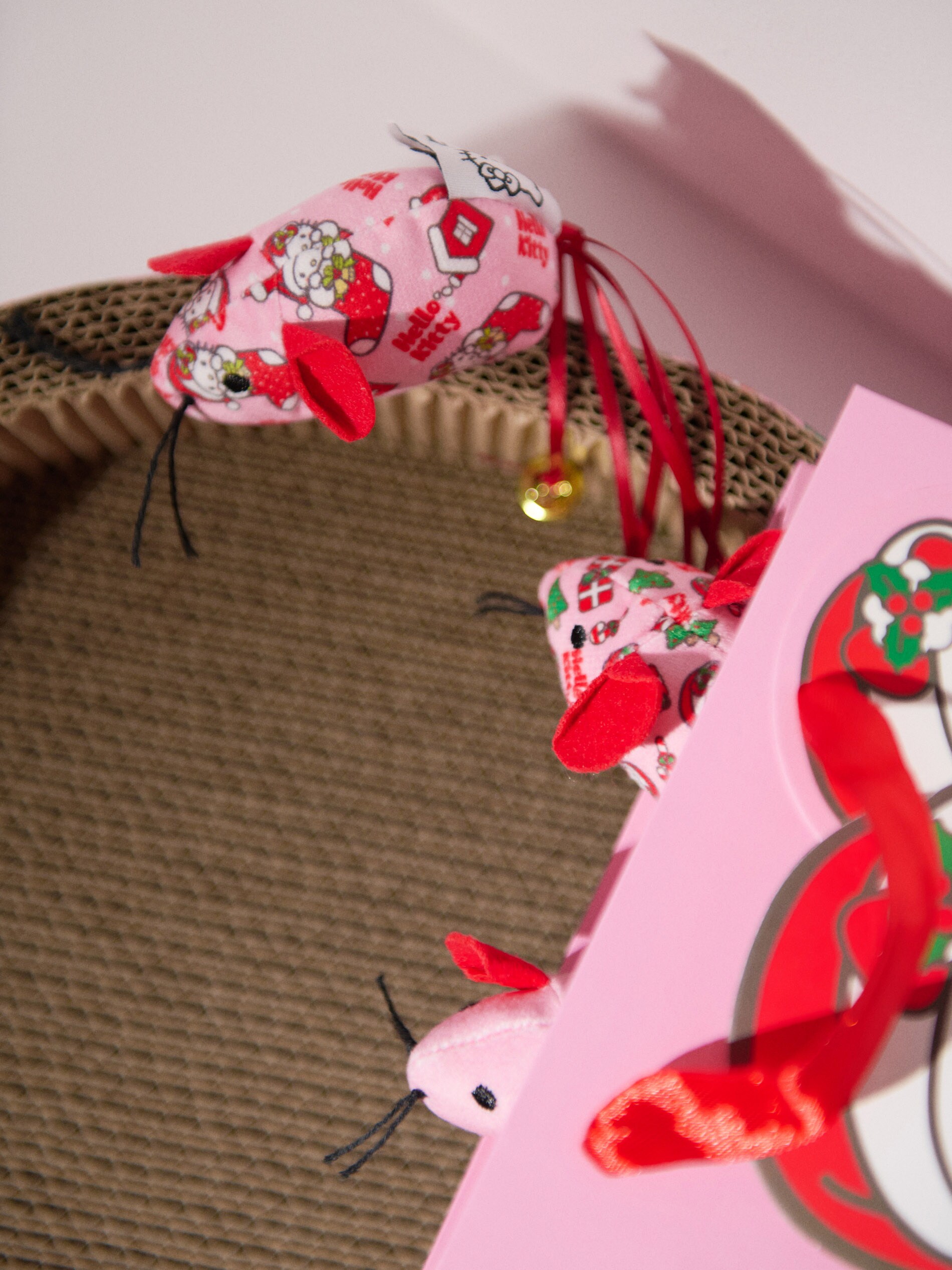 Sinsay - Παιχνίδια για γάτες σε σετ 3 τεμαχίων Hello Kitty - ροζ παστελ φωτογραφία