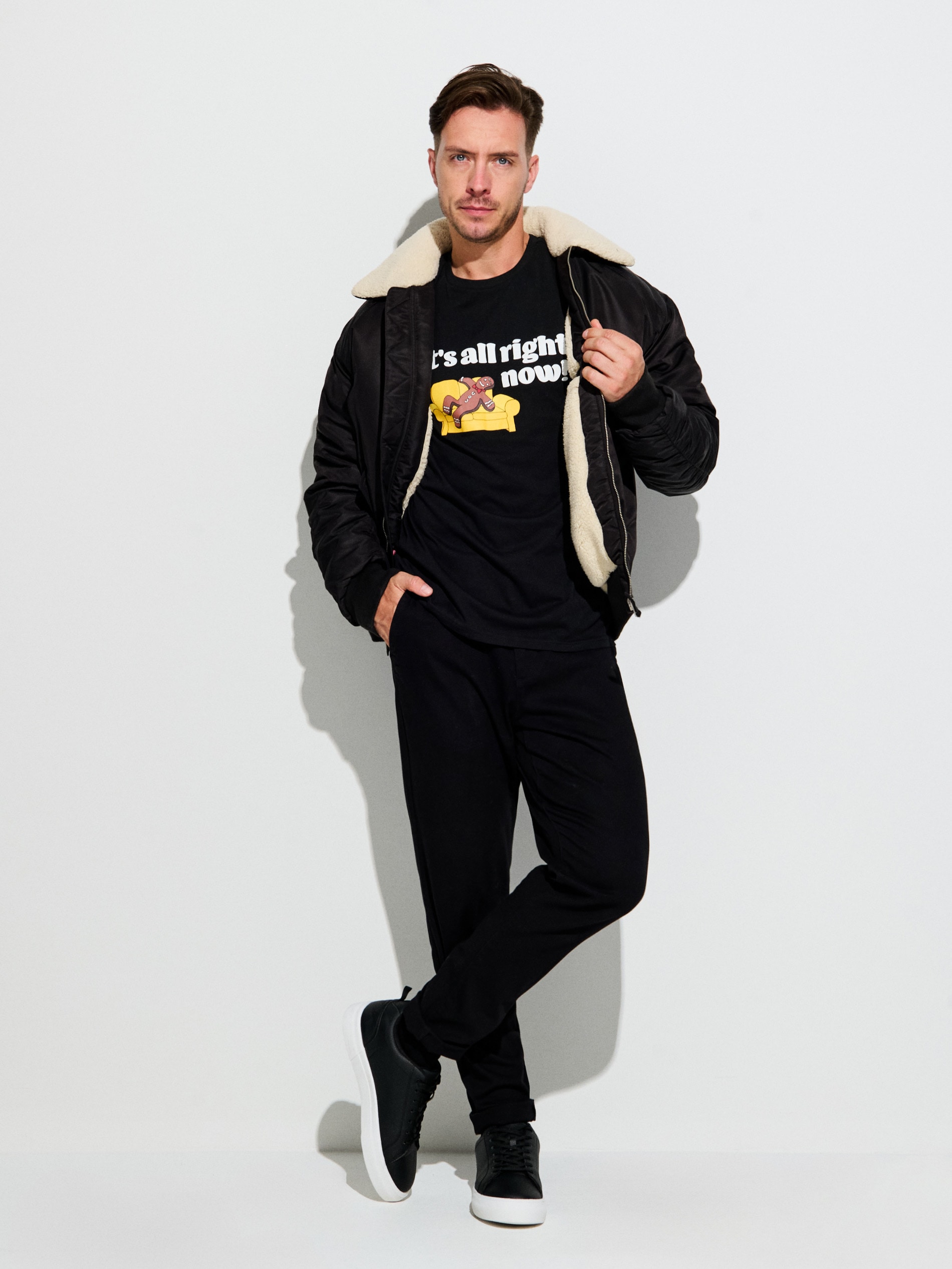 Sinsay - Βαμβακερό μπλουζάκι με στάμπα - μαυρο φωτογραφία