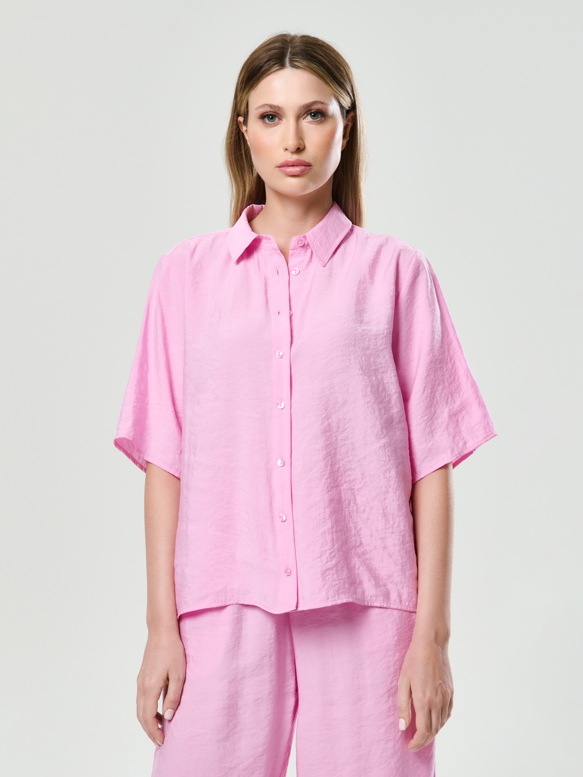 Sinsay - Koszula z krótkim rękawem i kołnierzykiem z modalem - różowy