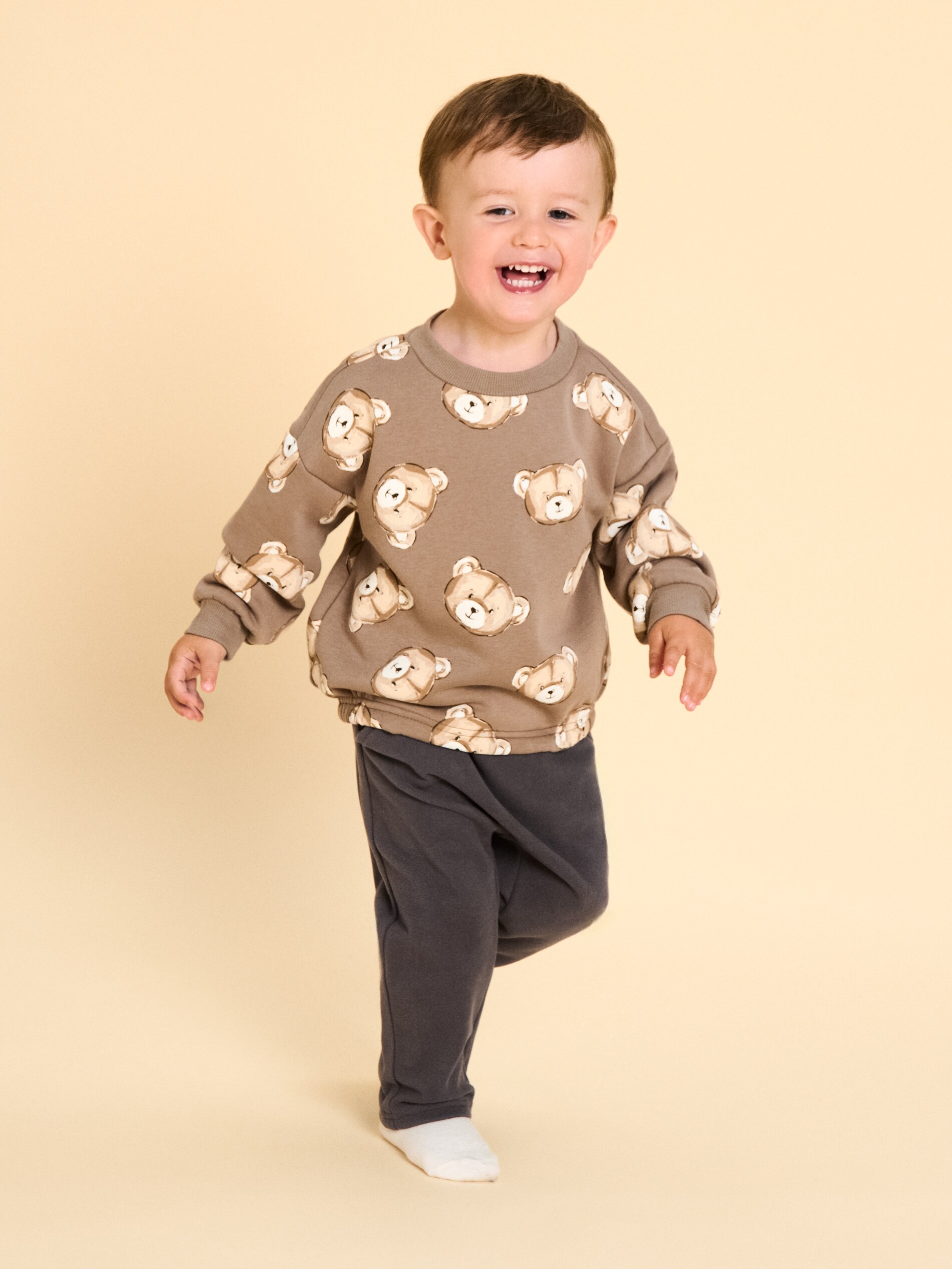 Sinsay - Σετ με φούτερ και παντελόνι - πολυχρωμο φωτογραφία