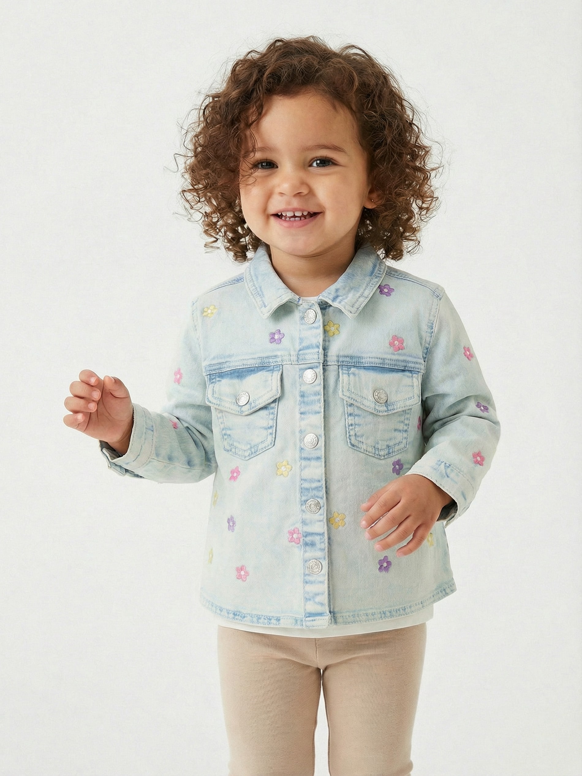 Sinsay - Jeansowa kurtka z haftowanymi kwiatkami - niebieski