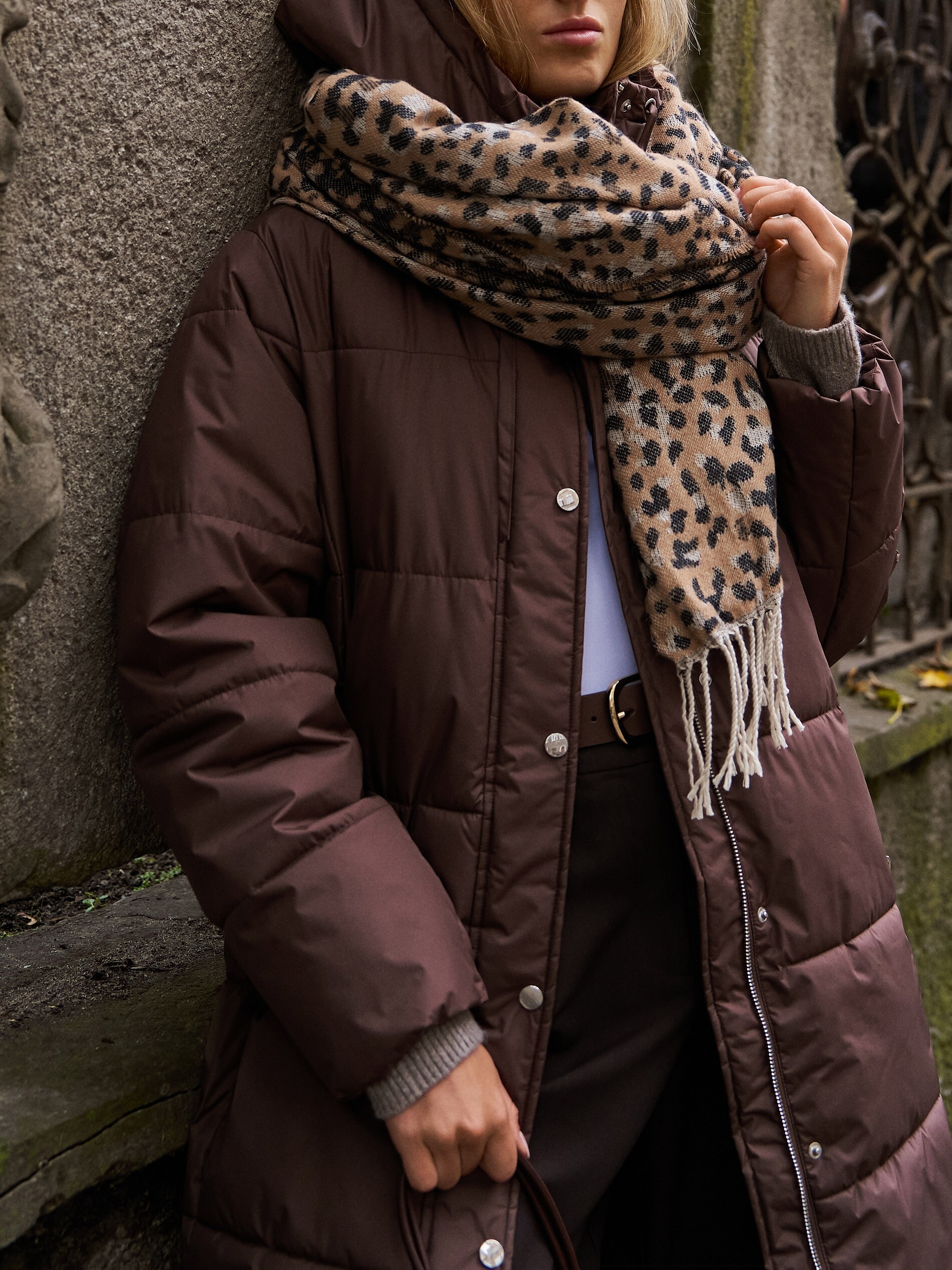 Sinsay - Κουβέρτα με κρόσσια - χρυσο-καφε φωτογραφία