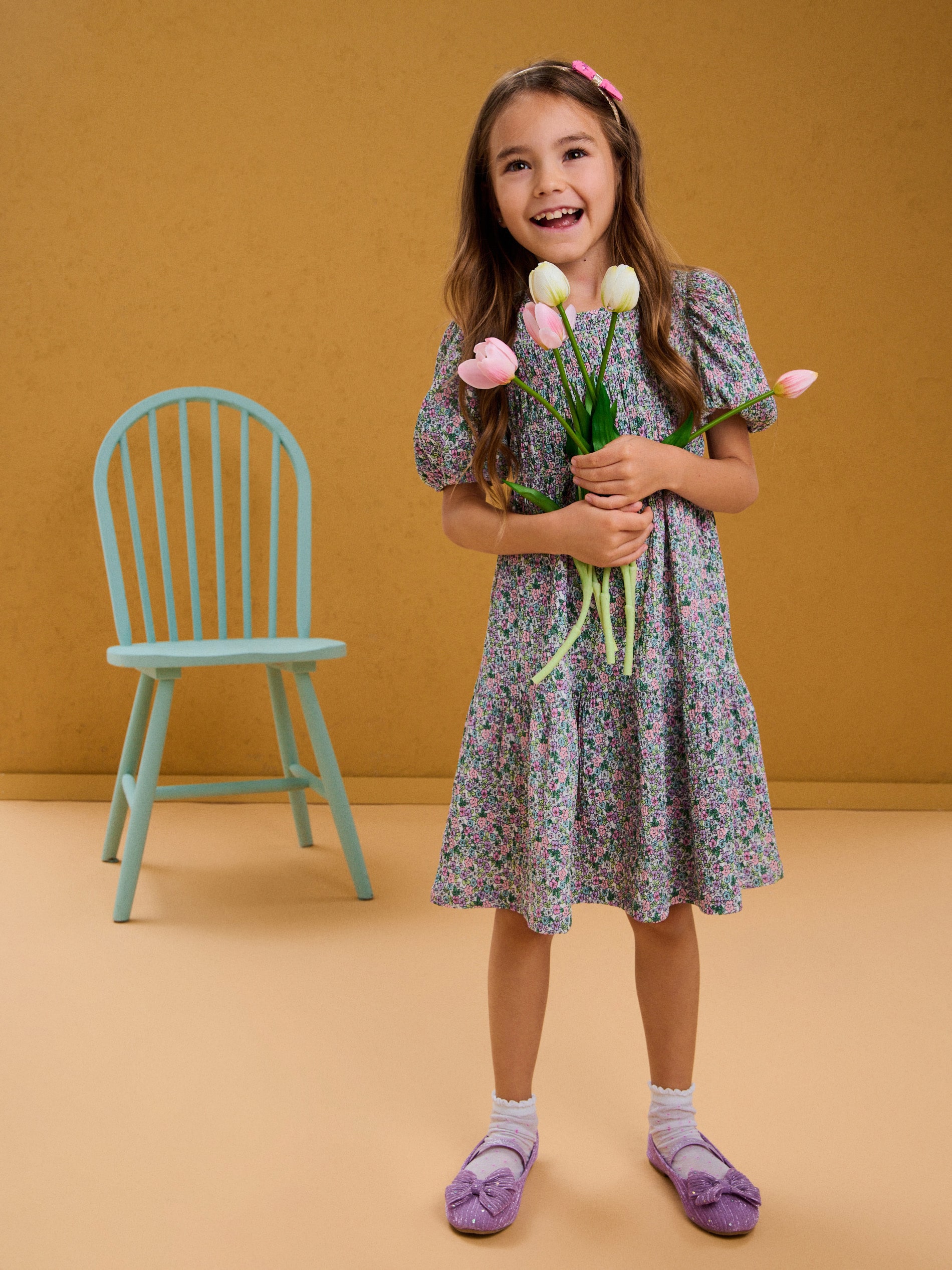 Sinsay - Sukienka w drobne kwiaty z marszczoną górą i bufkami - wielobarwny