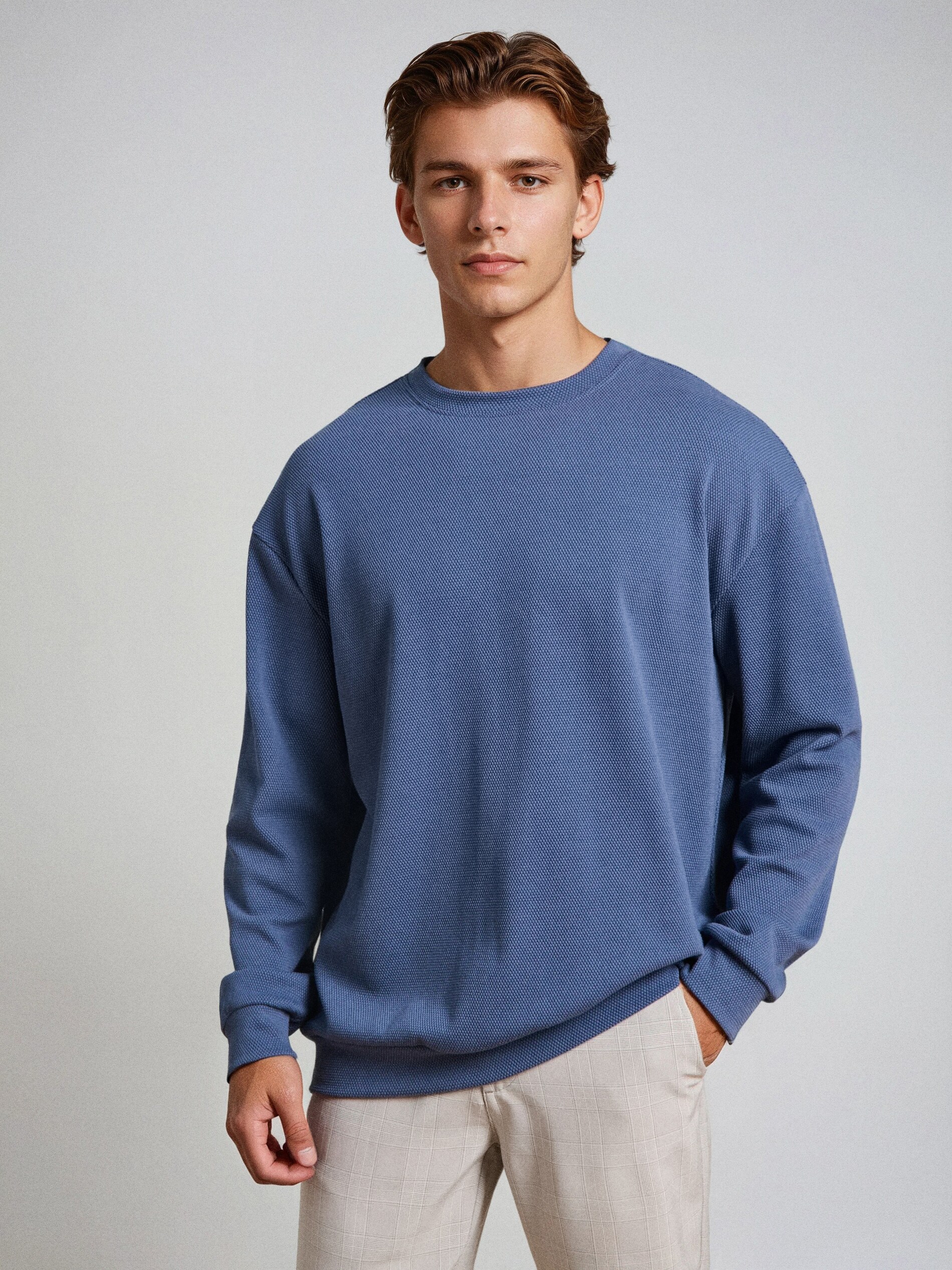 Sinsay - Φούτερ με στρογγυλή λαιμόκοψη - μπλε φωτογραφία