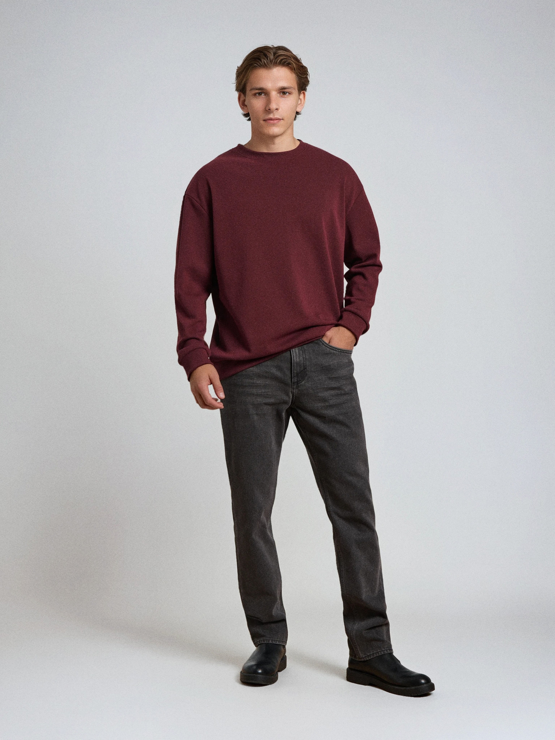 Sinsay - Φούτερ με στρογγυλή λαιμόκοψη - burgundy φωτογραφία