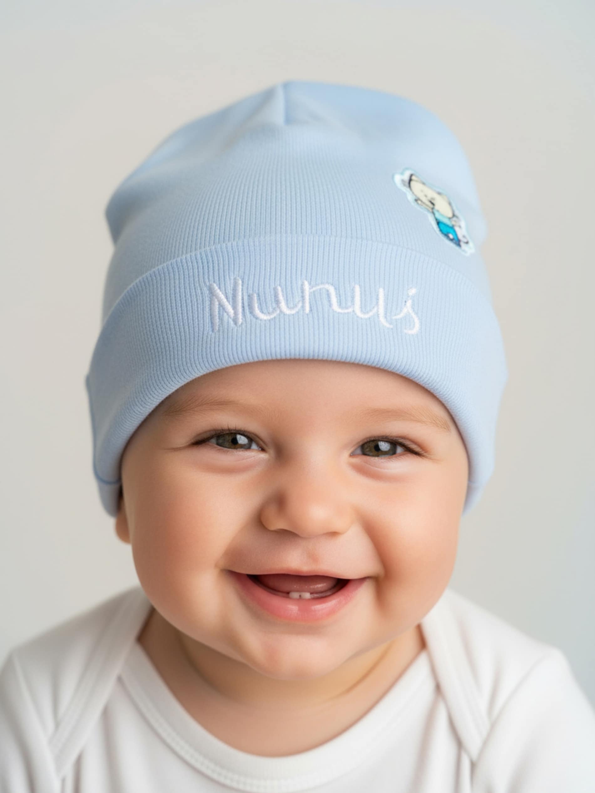 Sinsay - Prążkowana czapka beanie Kitty Kotty - błękitny