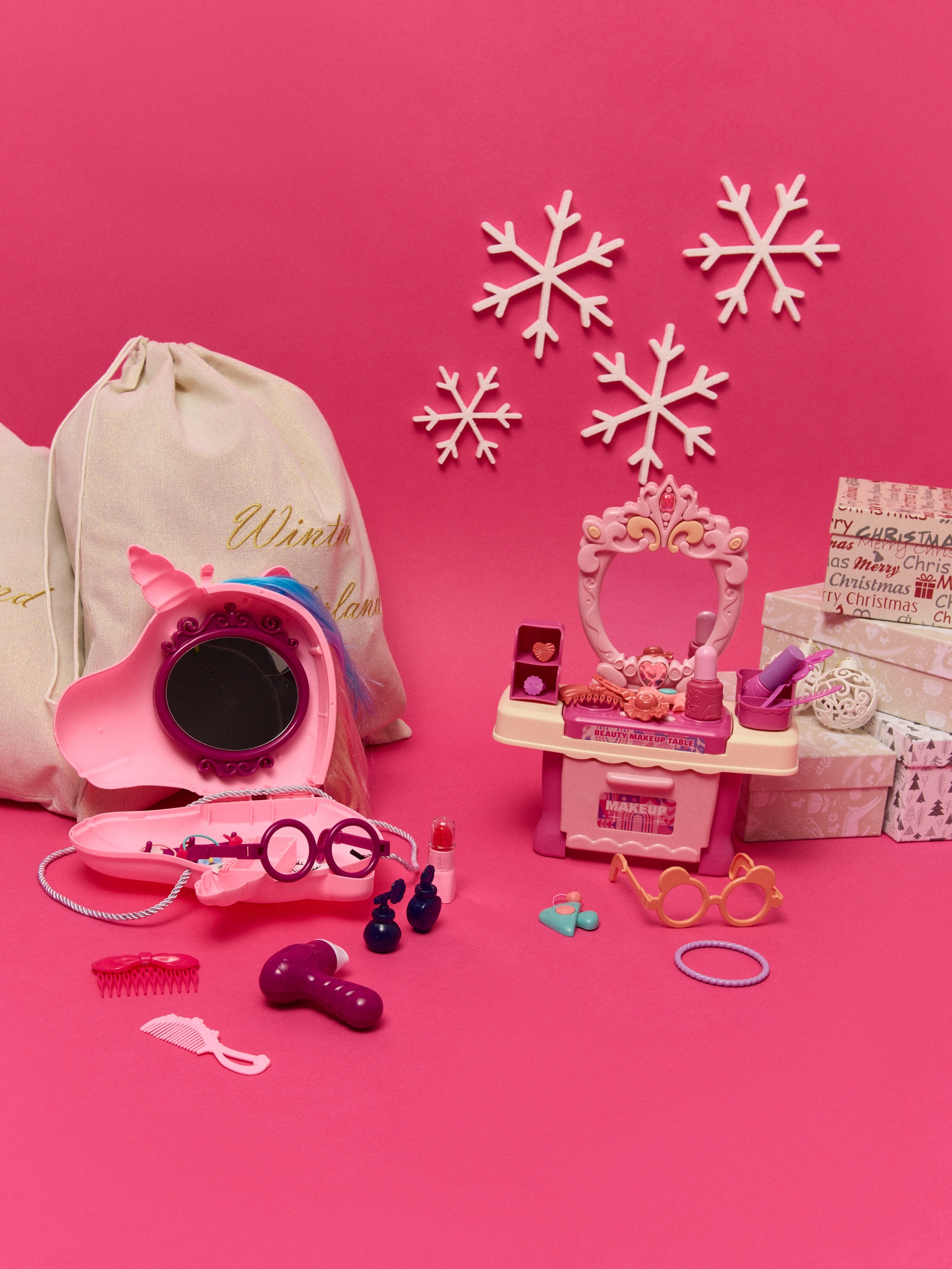 Sinsay - Τσάντα σε σχήμα μονόκερου με αξεσουάρ - ροζ φωτογραφία