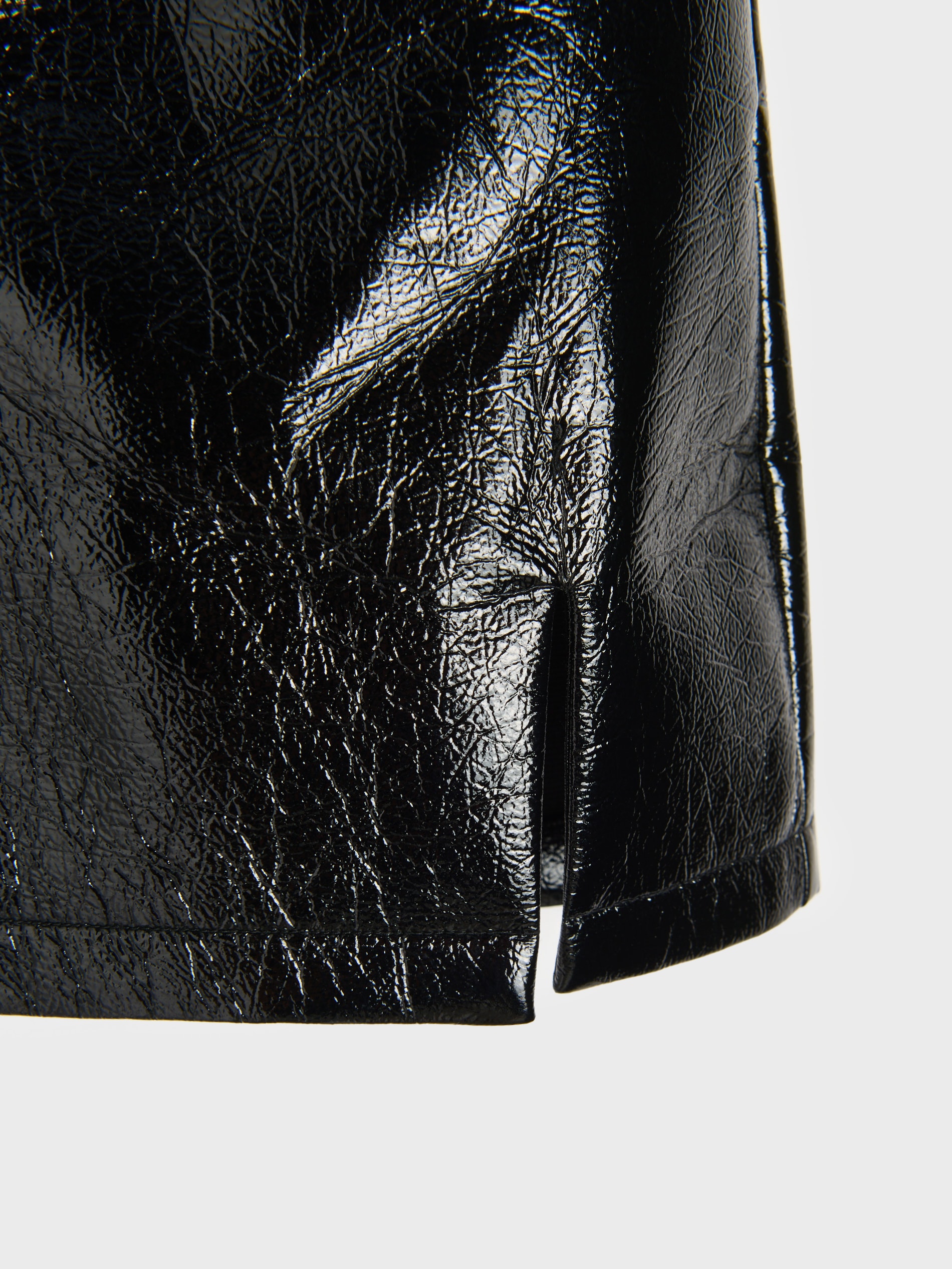 Sinsay - Mini φούστα από δερματίνη - μαυρο φωτογραφία