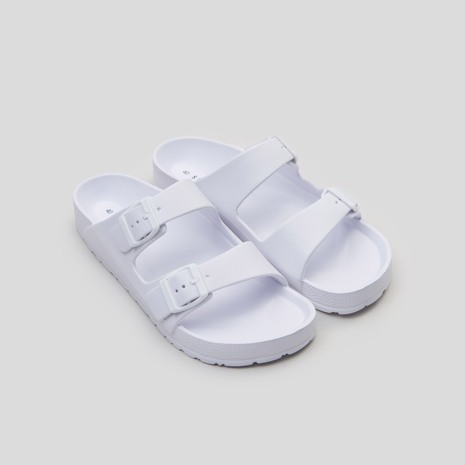 Sinsay - Saboti - Alb