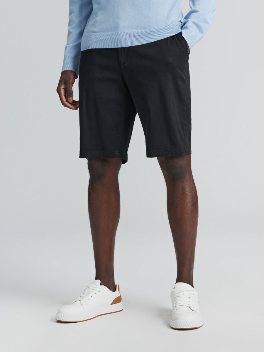 Pantaloni scurți chino - negru - SINSAY
