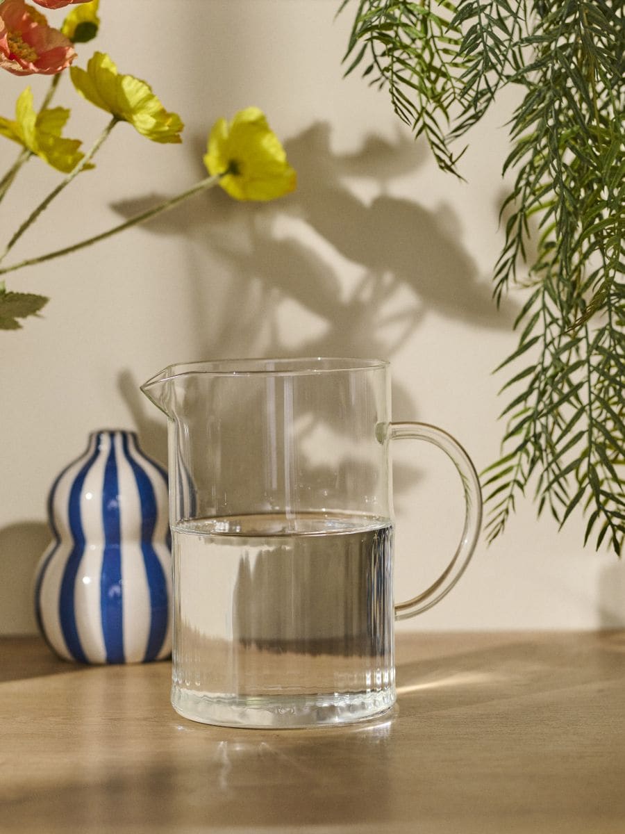 Caraffa in vetro con manico - bianco - SINSAY