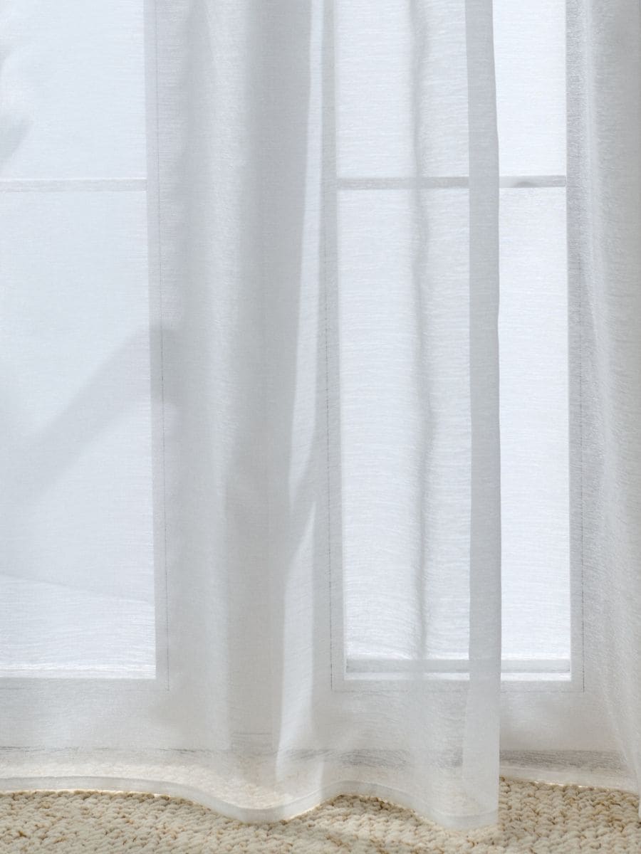 Delikatna firana na taśmie - biały - SINSAY