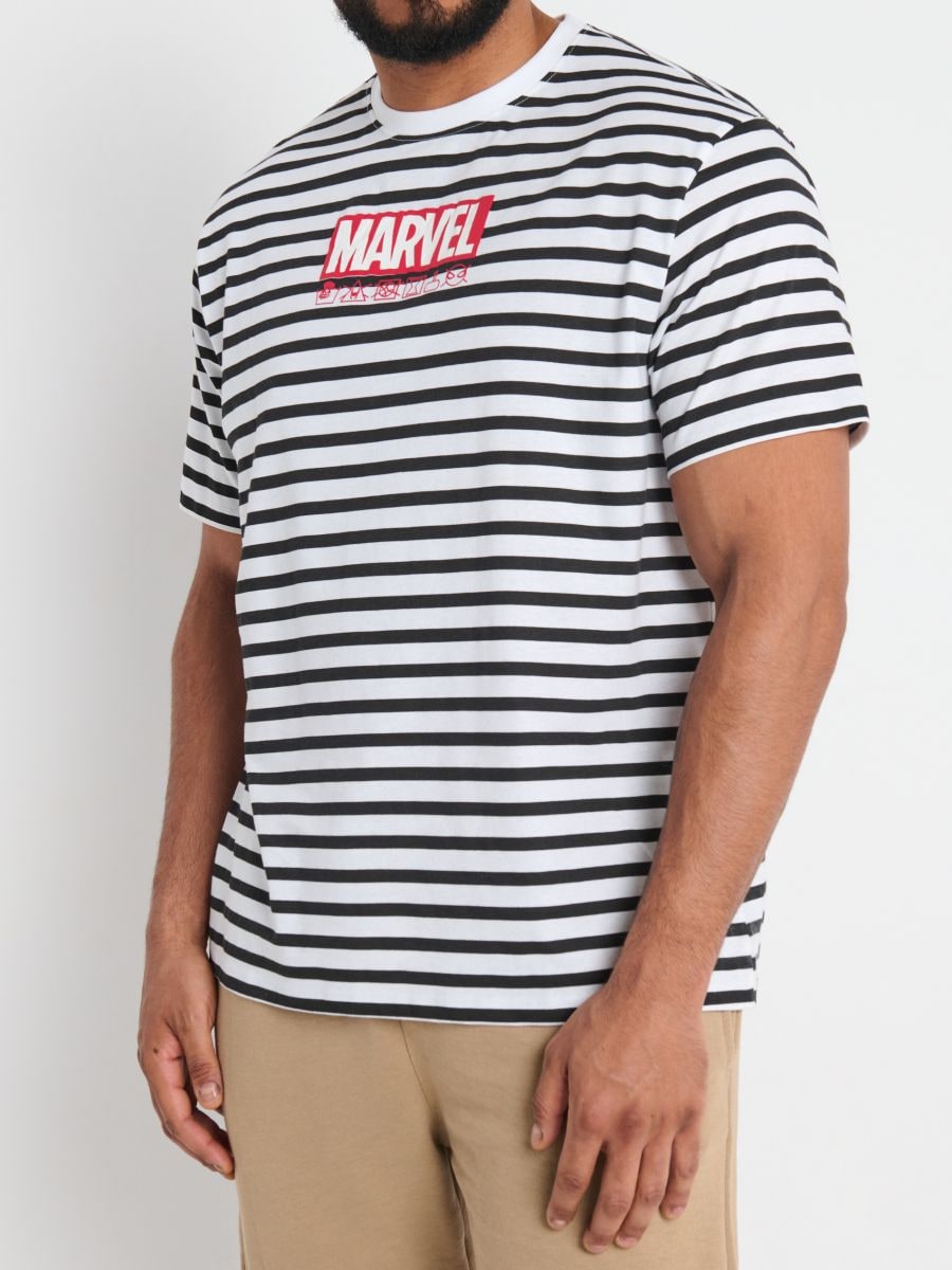T-Shirt Marvel - Weiß - SINSAY