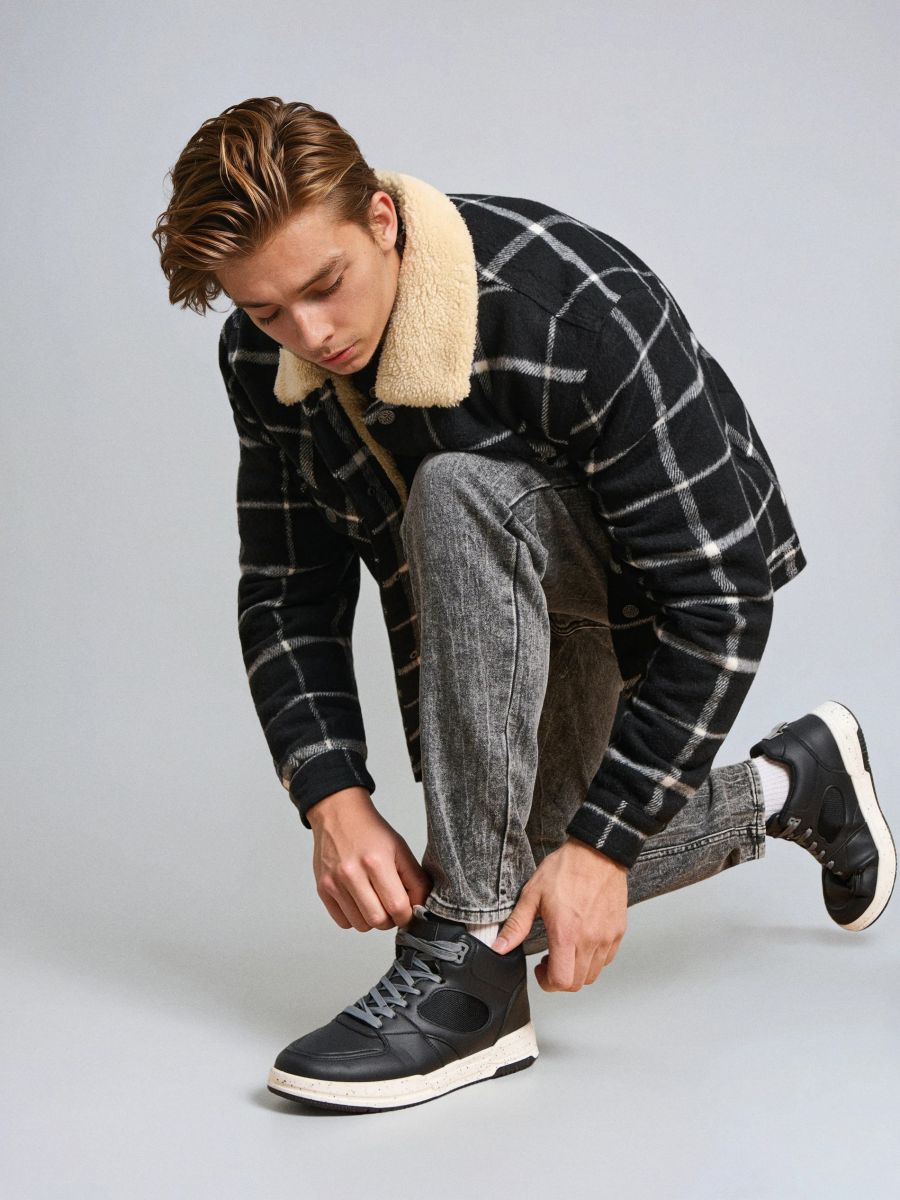 Visoke tenisice - crno - SINSAY