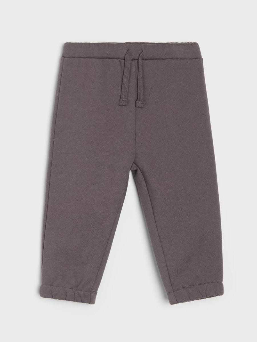 Podstavljene jogger hlače - tamnosmeđe - SINSAY