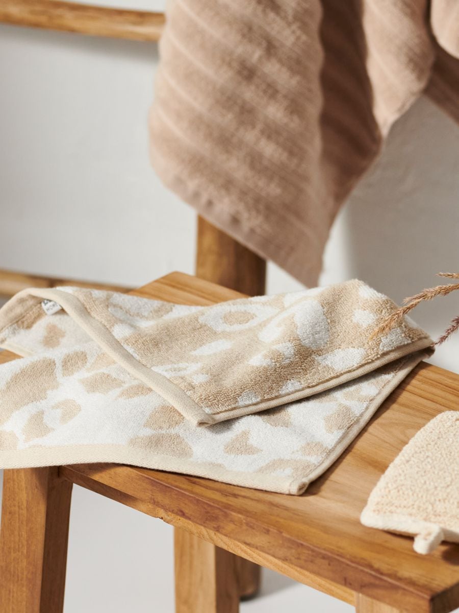 Asciugamano in cotone - beige - SINSAY