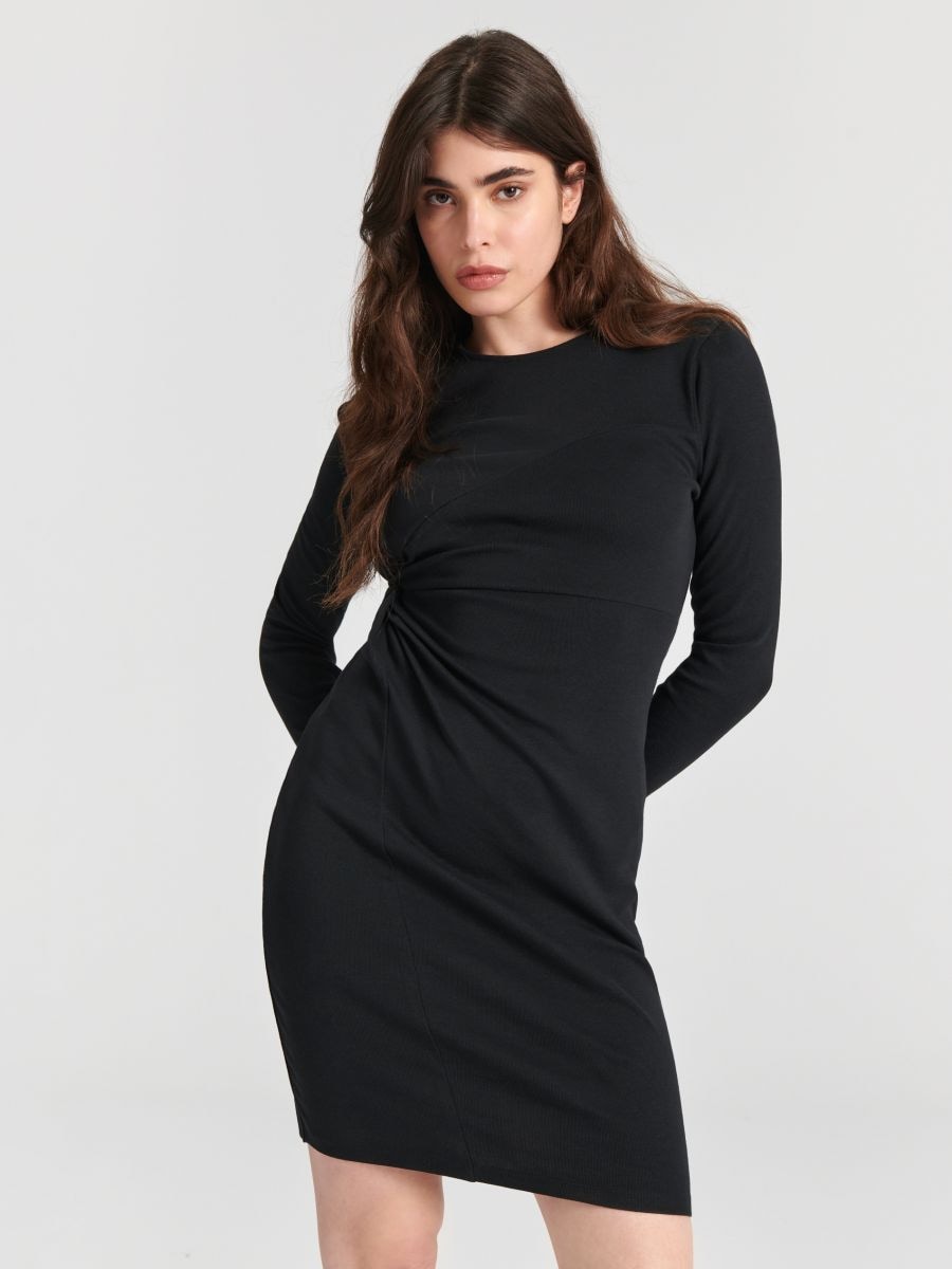 Mini haljina s naborima - crno - SINSAY