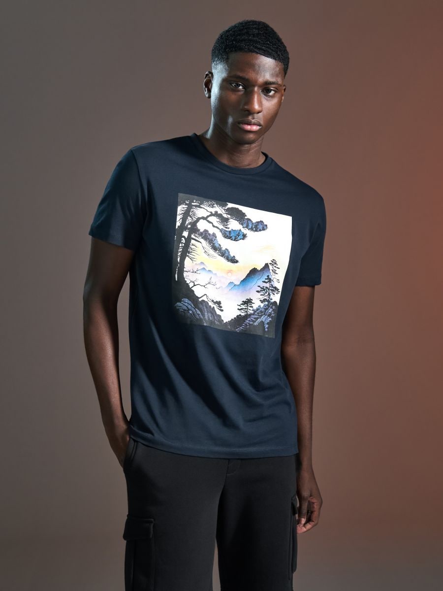 T-shirt con stampa - blu scuro - SINSAY