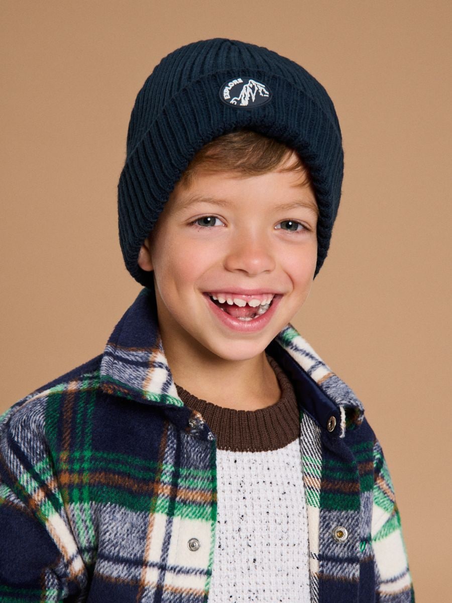 Rebrasta kapa - mornarica - SINSAY