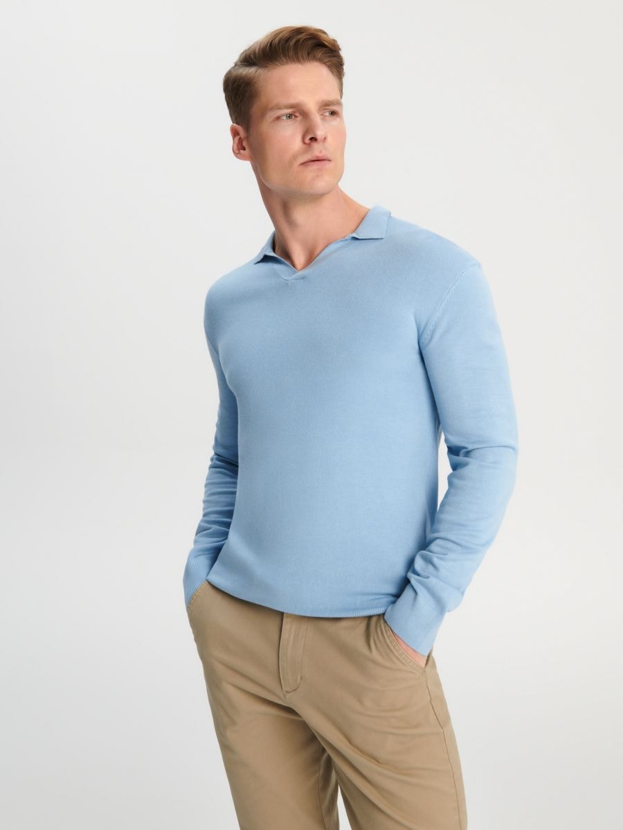 Sweter z dekoltem w serek - błękitny - SINSAY