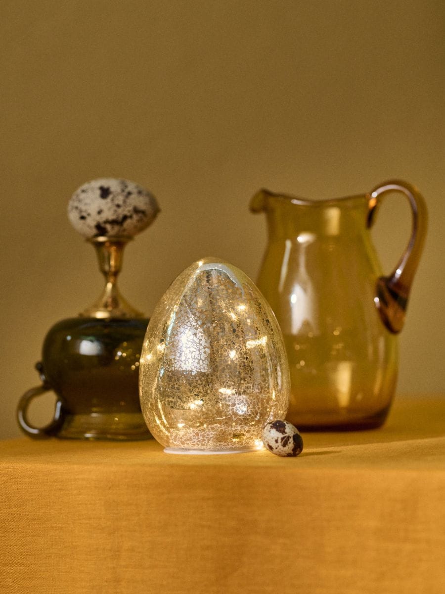 Veľkonočné dekoratívne vajíčko s LED svetielkami - zlatá - SINSAY