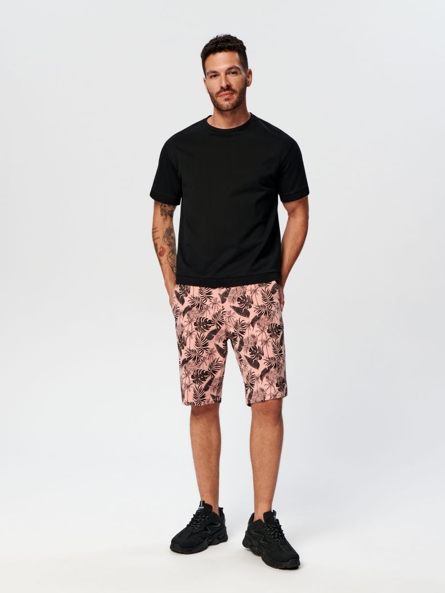 Fabric shorts - pink - SINSAY