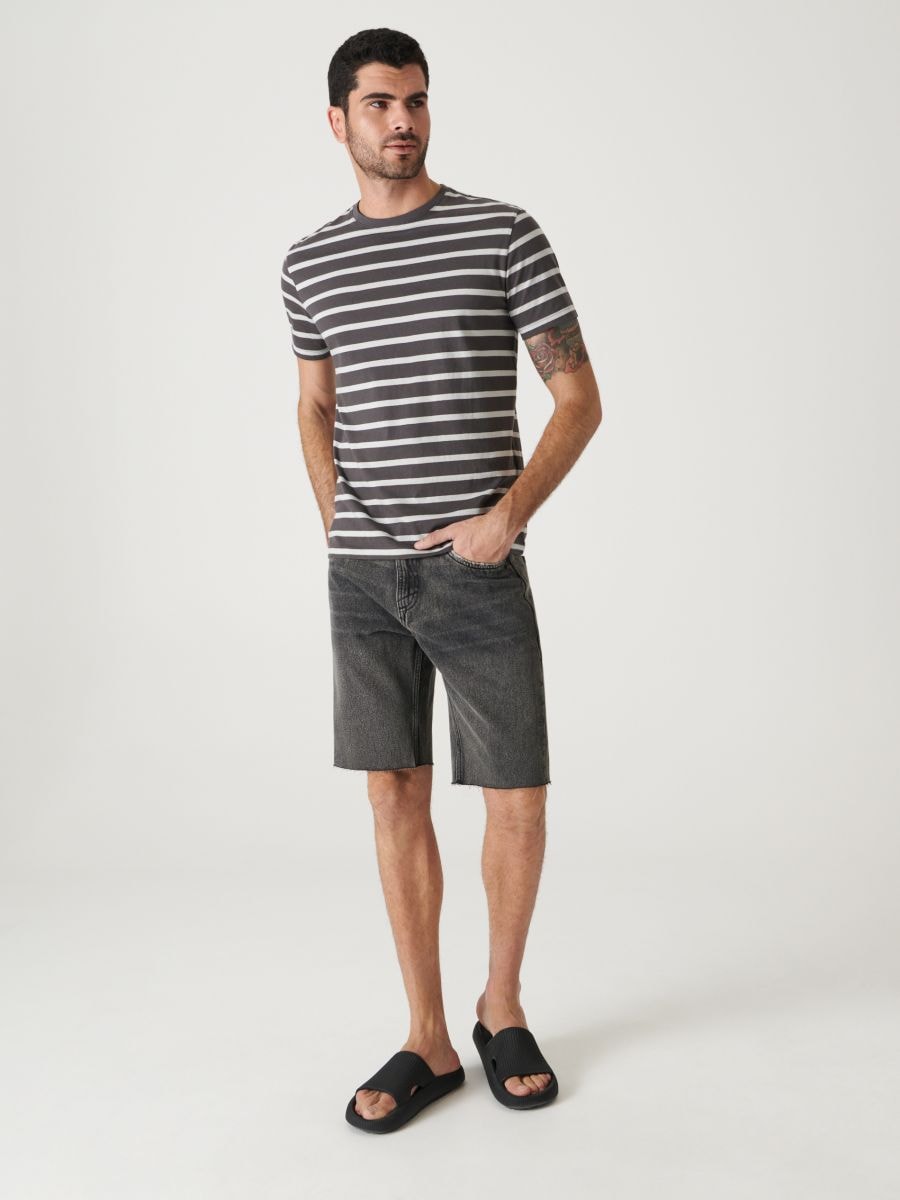 Denim regular shorts - light grey - SINSAY