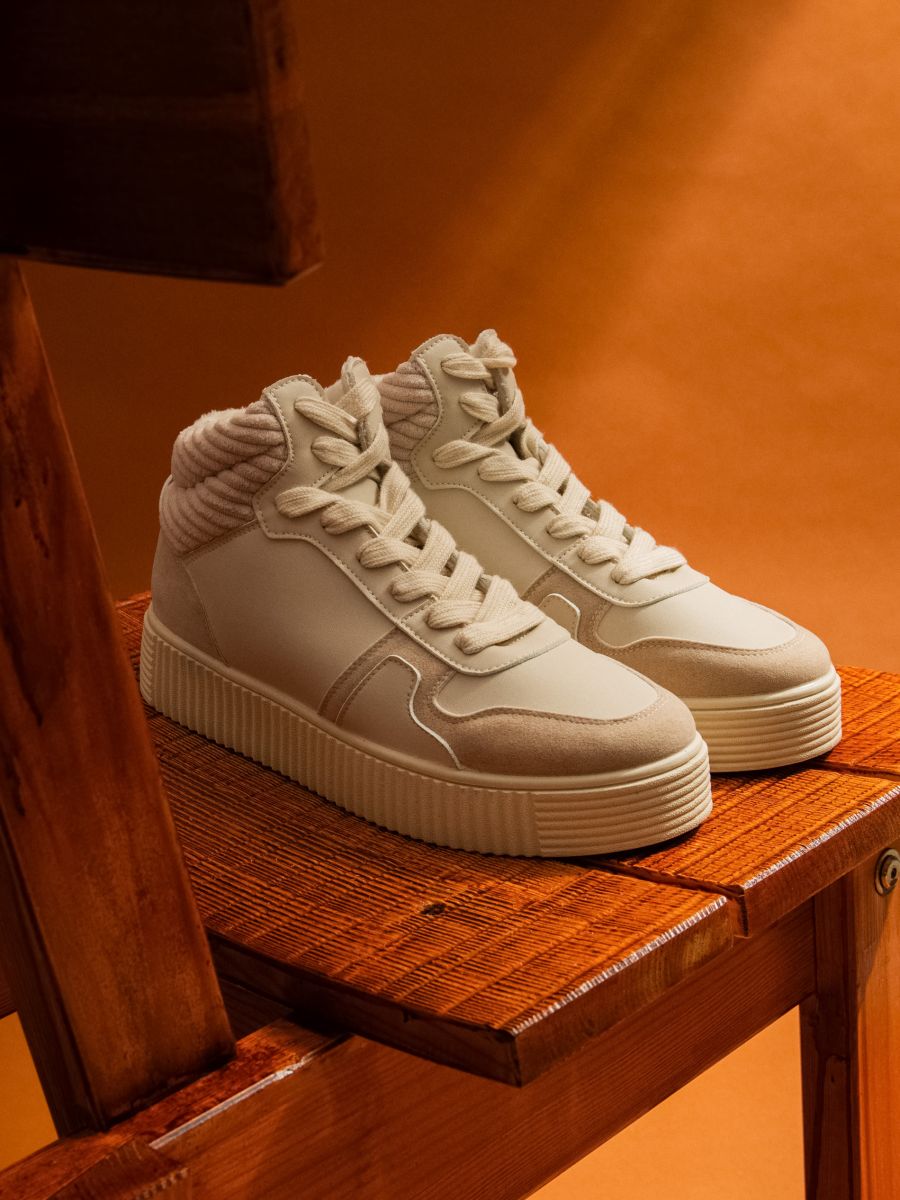 Pantofi sport din piele ecologică - bej - SINSAY