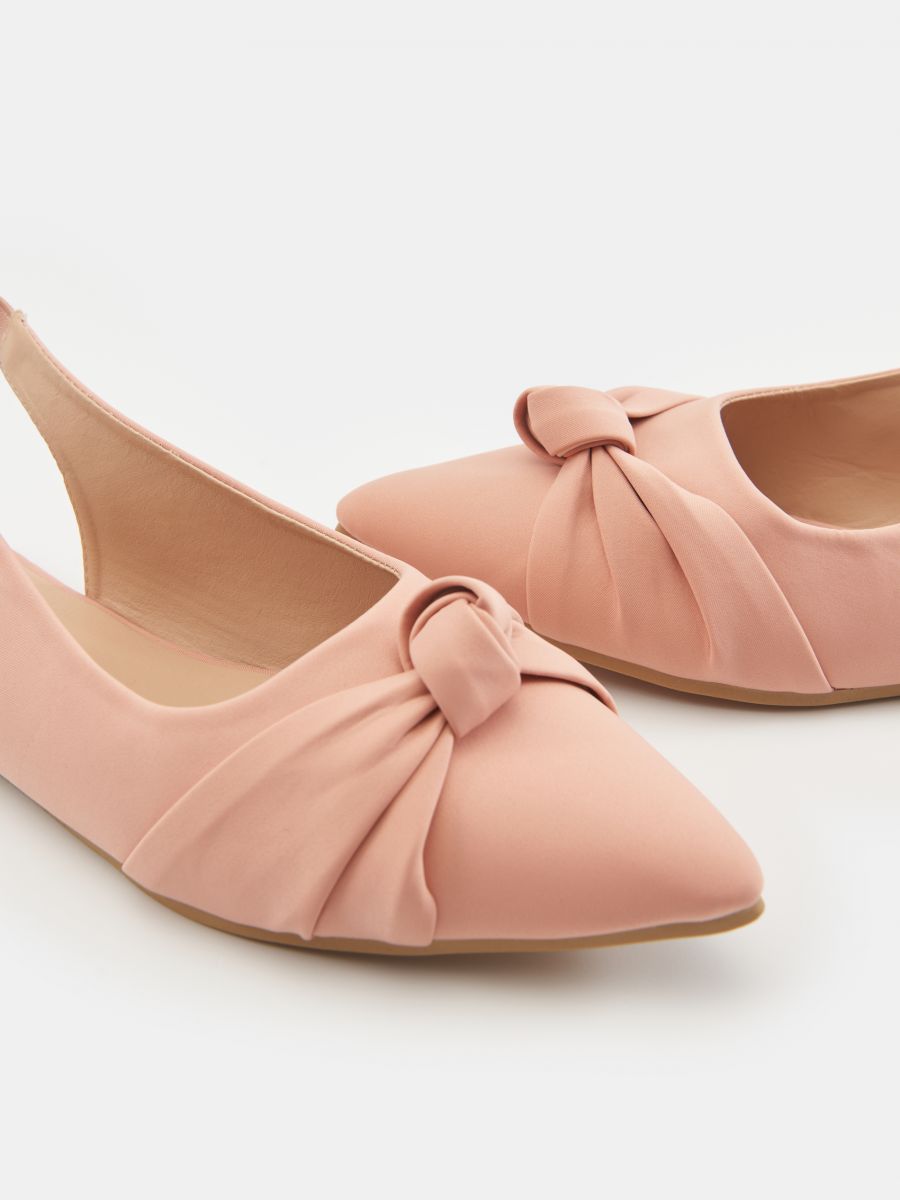 Обувки тип балеринки - пастелнорозово - SINSAY
