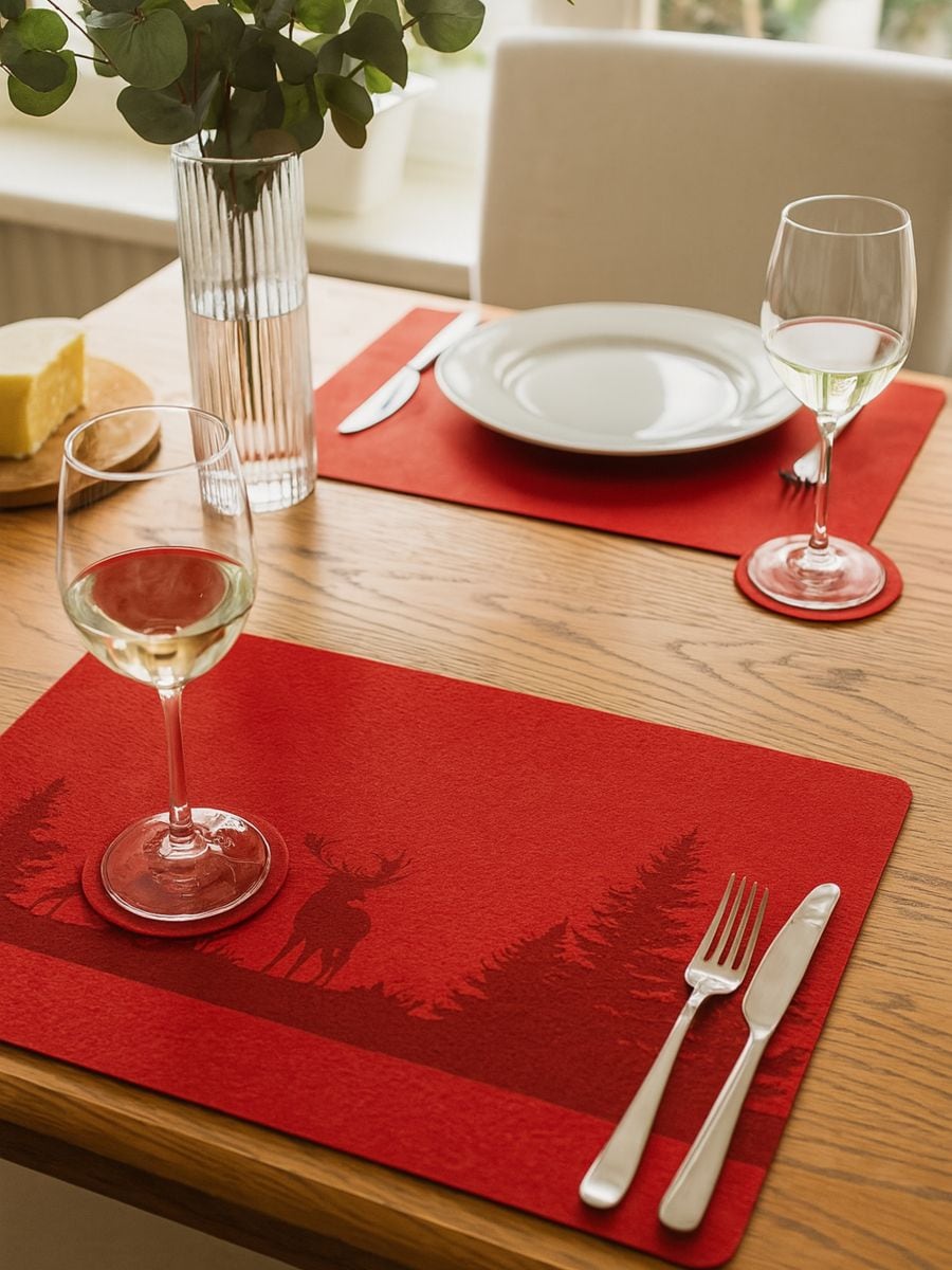 Komplet 6 namiznih podstavkov s prazničnim motivom - rdeča - SINSAY