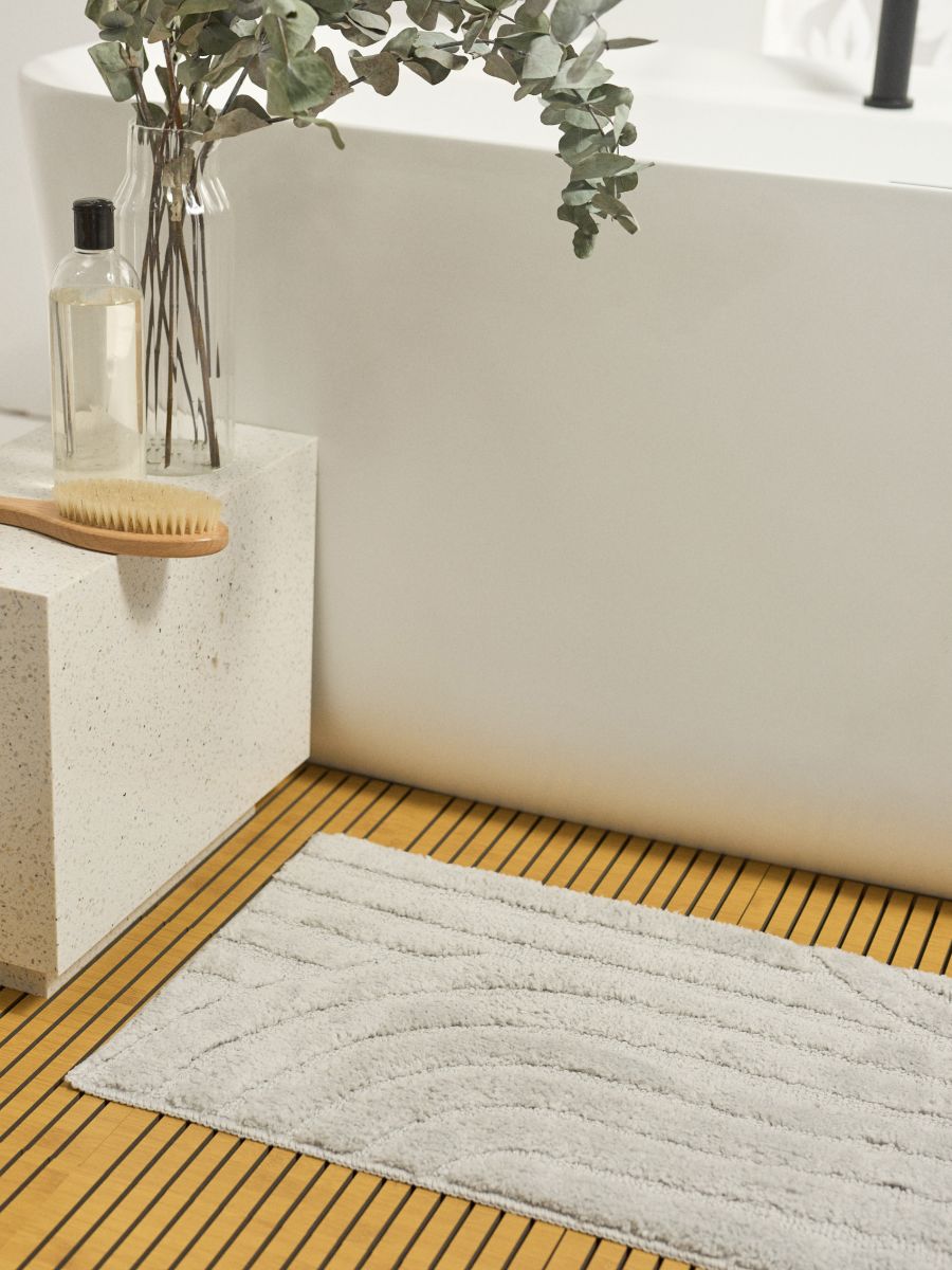 Dywanik łazienkowy - szary - SINSAY