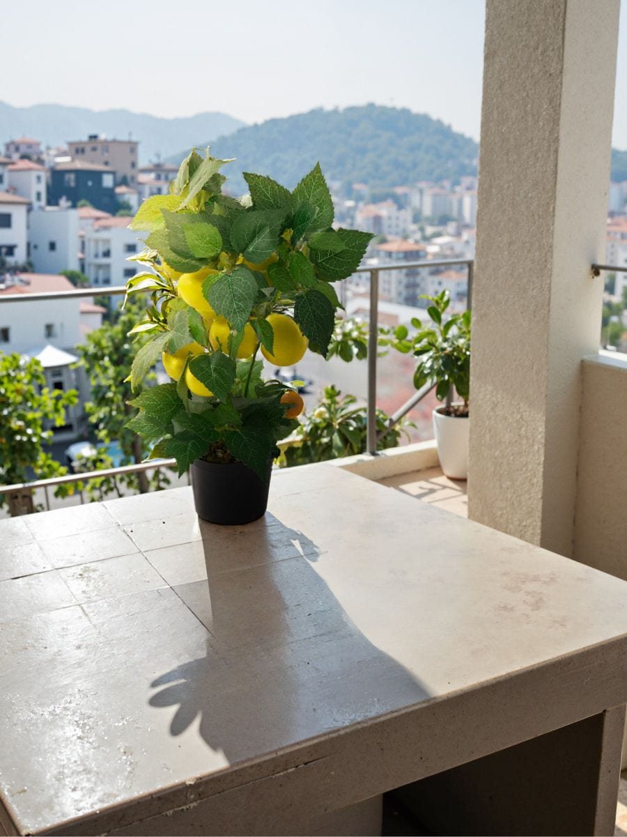 Plantă artificială decorativă - galben-deschis - SINSAY