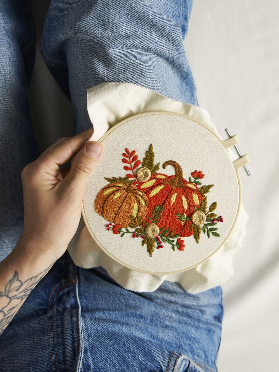 Vyšívací sada DIY - oranžová - SINSAY