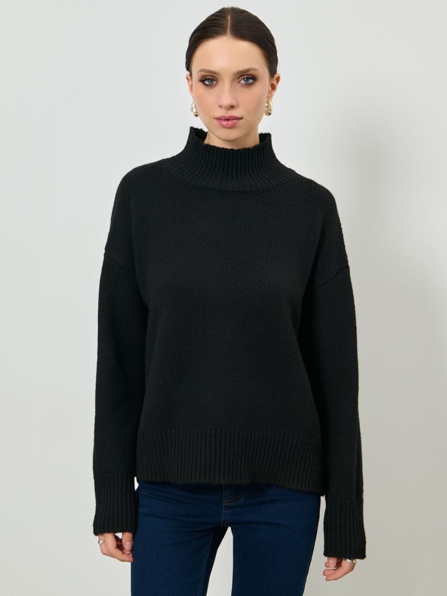 Ребрест ролка џемпер - црно - SINSAY