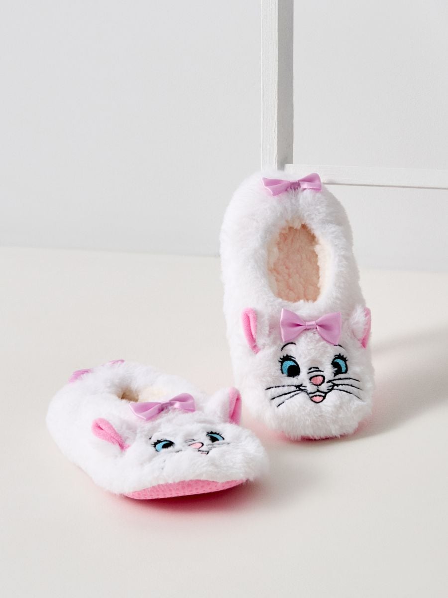 Kapcie The Aristocats - biały - SINSAY