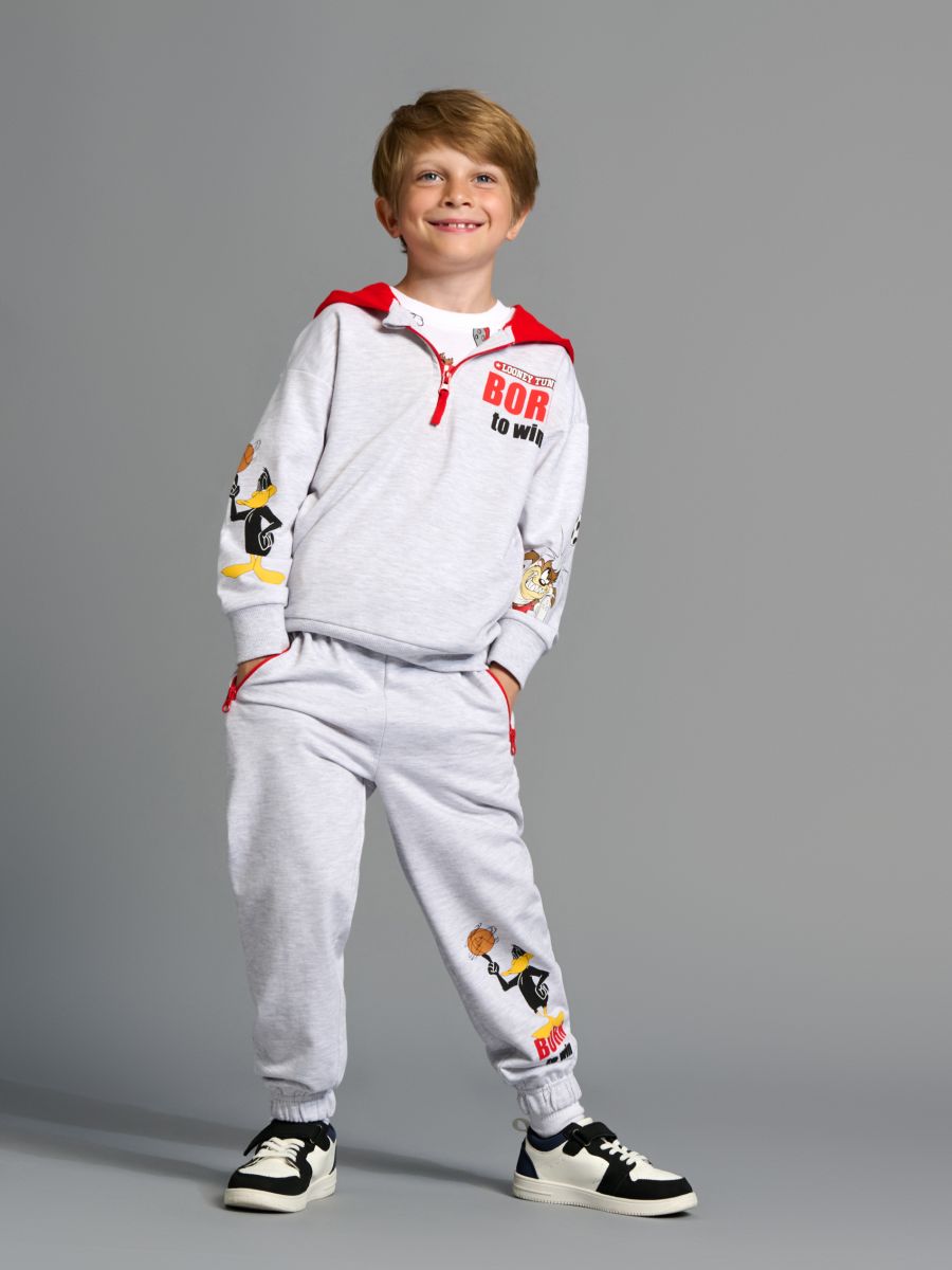 Pantaloni sport Looney Tunes - gri deschis - SINSAY