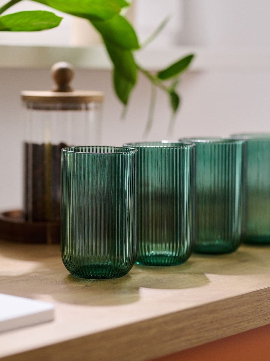 Ryflowane szklanki 4 pack - zielony - SINSAY