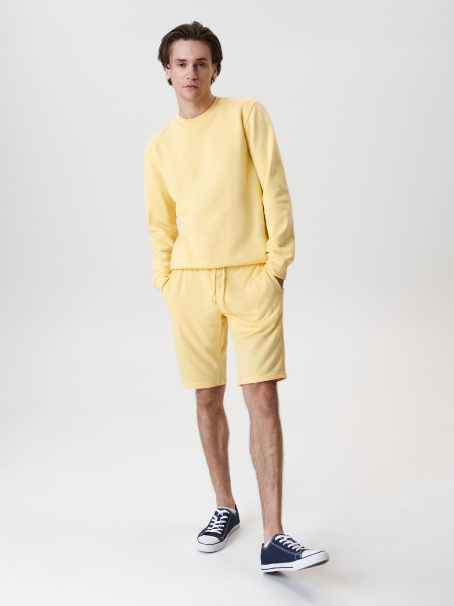 Shorts - light yellow - SINSAY