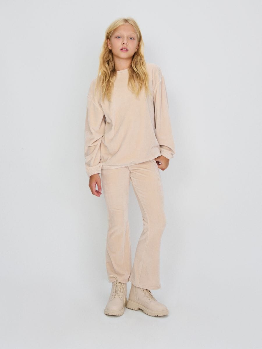 Veluurist laienevad püksid elastse vöökohaga - beež - SINSAY