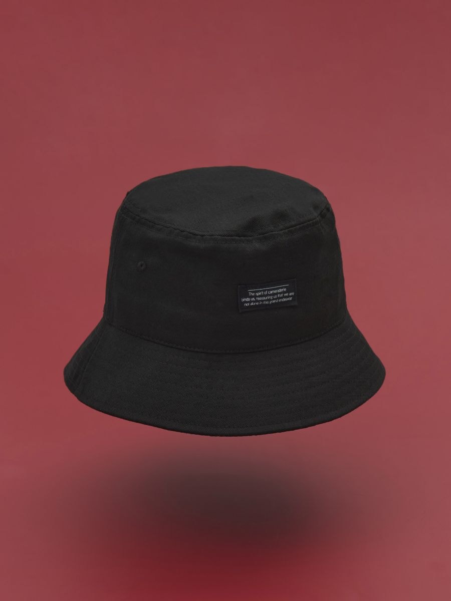 Klobúk typu bucket hat - čierna - SINSAY