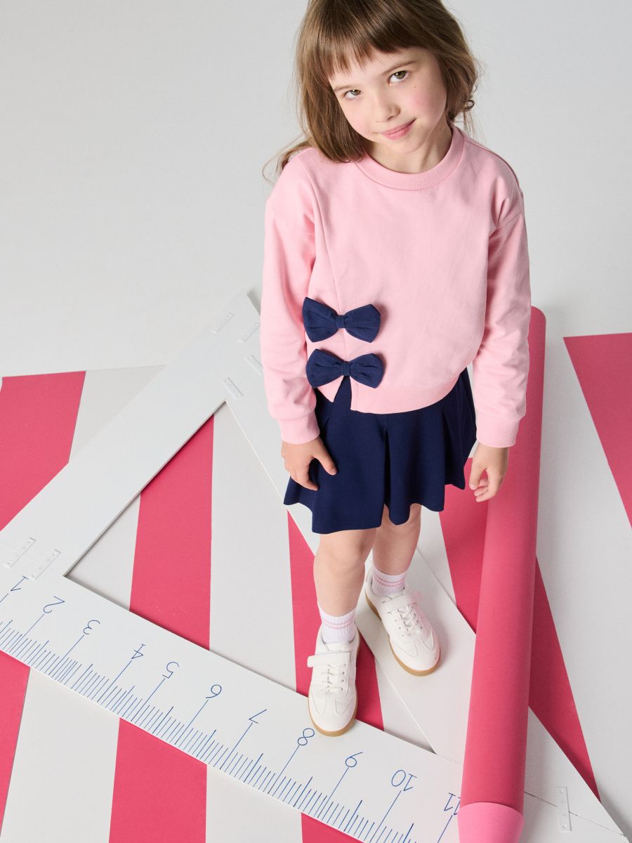 Mikina typu crewneck - růžová - SINSAY