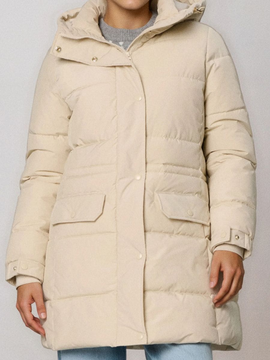 Ge quiltete Pufferjacke mit Kapuze - Nude - SINSAY
