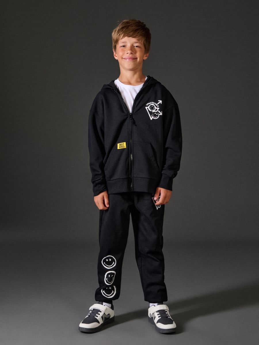 Pantaloni jogger Smiley - negru - SINSAY