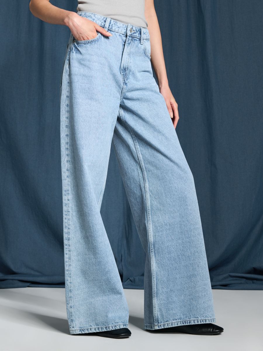 Colored wide leg jeans clearance