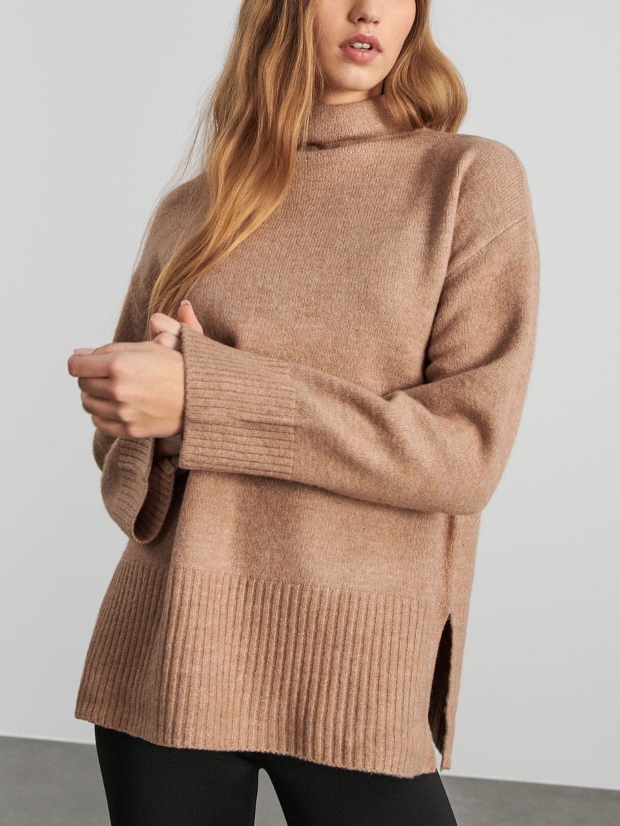 Sweter ze stójką - beżowy - SINSAY