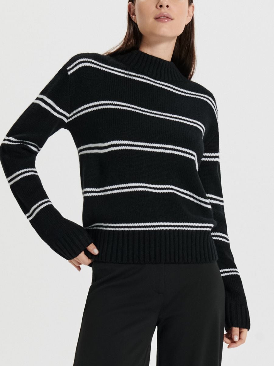 Dryžuotas megztinis - juoda - SINSAY