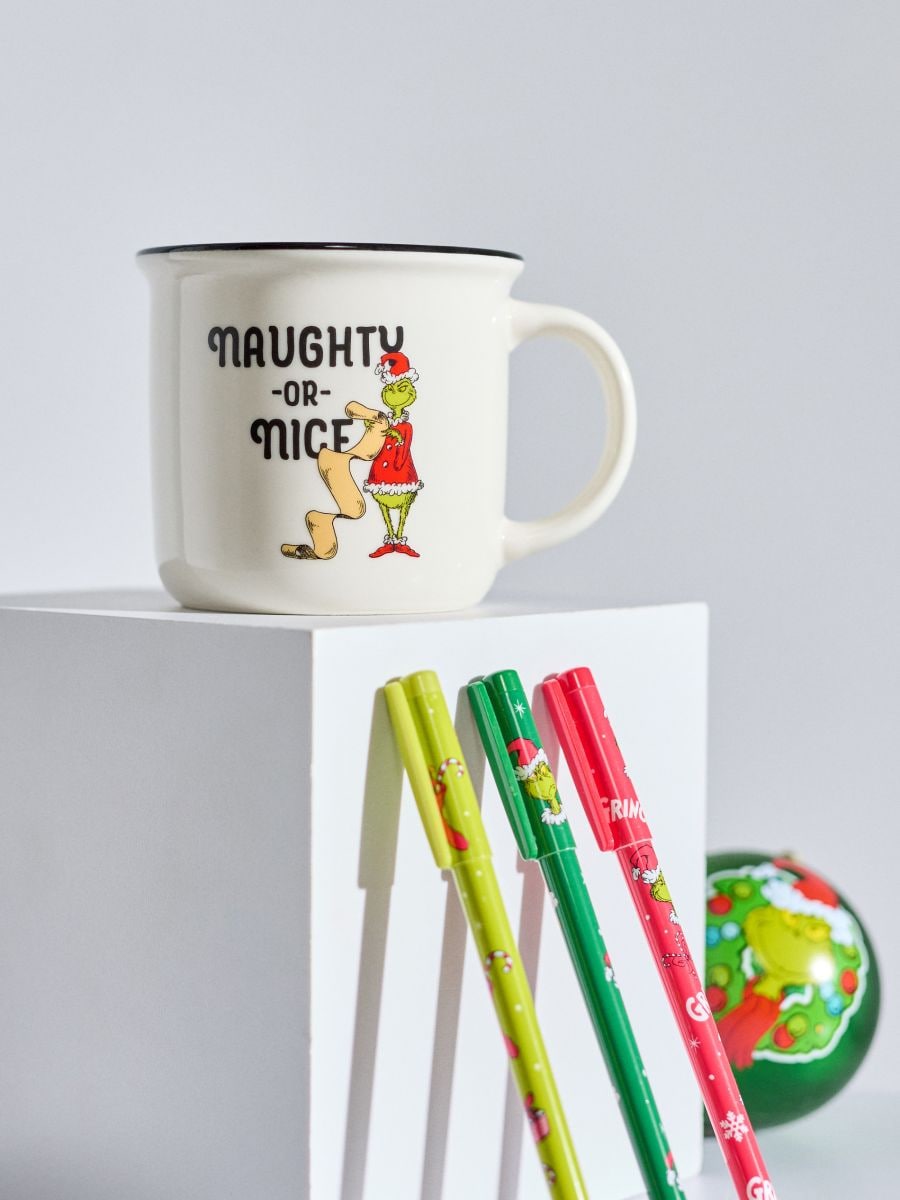 Becher mit Aufschrift Grinch - Mehrfarbig - SINSAY
